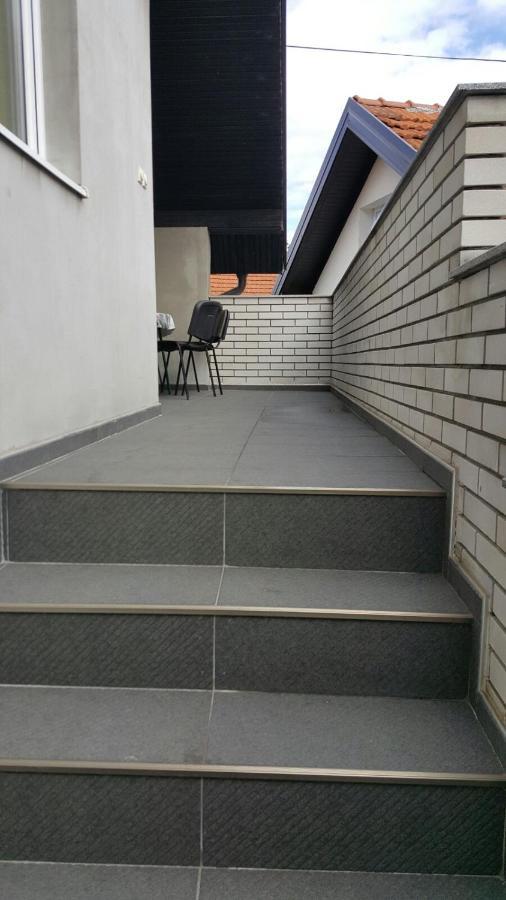 Apartmani Malina 3 Bijeljina Luaran gambar