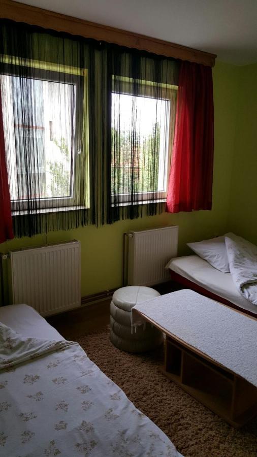 Apartmani Malina 3 Bijeljina Luaran gambar